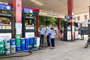 QLTT Thái Nguyên: Xử phạt trong lĩnh vực xăng dầu, thu nộp ngân sách hơn 700 triệu đồng